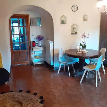 Holiday home De Charme A Campagnac 5min De La75 Sortie 41 *